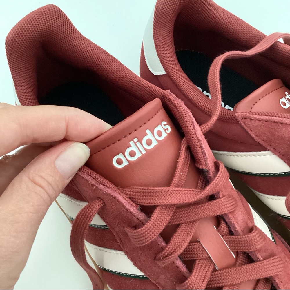 \Adidas\ NWT Men’s Barreda Sneakers - Picture 11 of 12